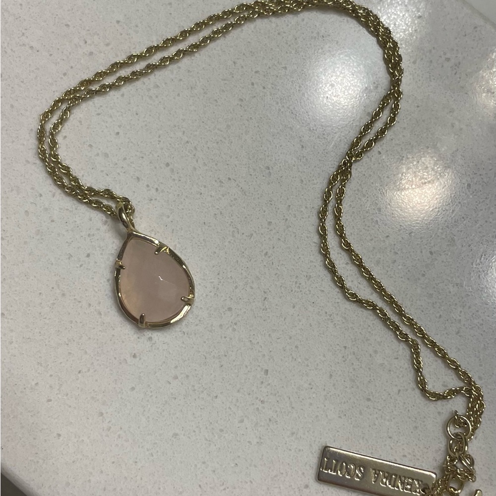 Kendra Scott Necklace